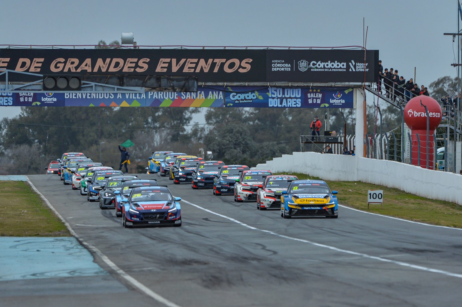Equipe Hyundai MSA conquista vitória na primeira etapa argentina da TCR South America
